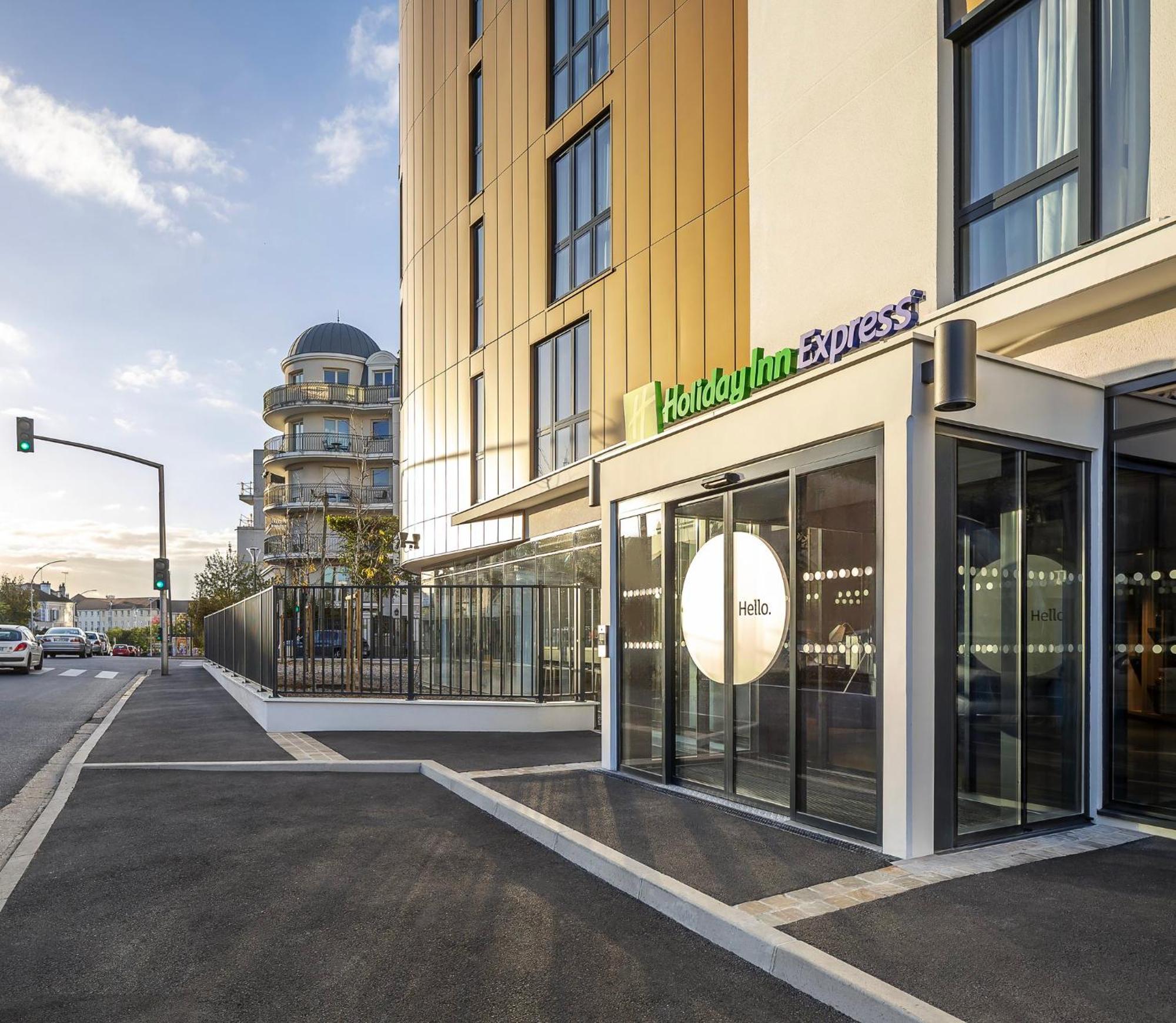 Holiday Inn Express Paris - Poissy By Ihg Zewnętrze zdjęcie